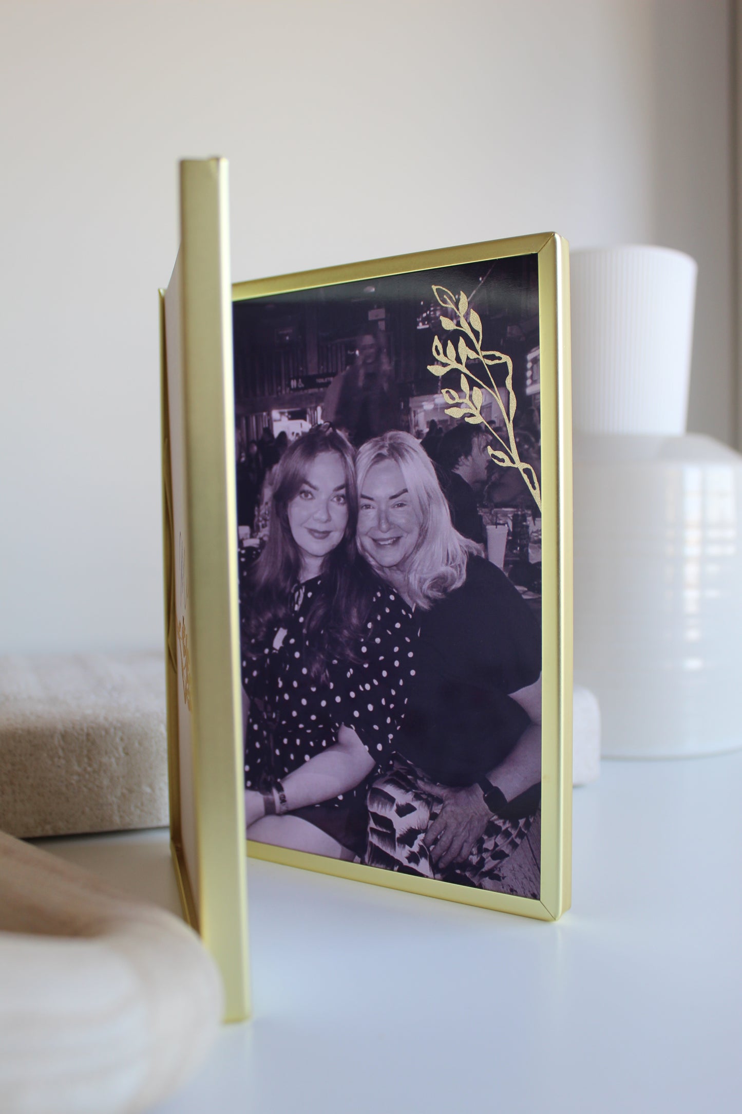 Booklet Frame