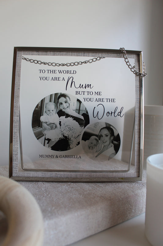 'Circular Graphics' Transparent Frame